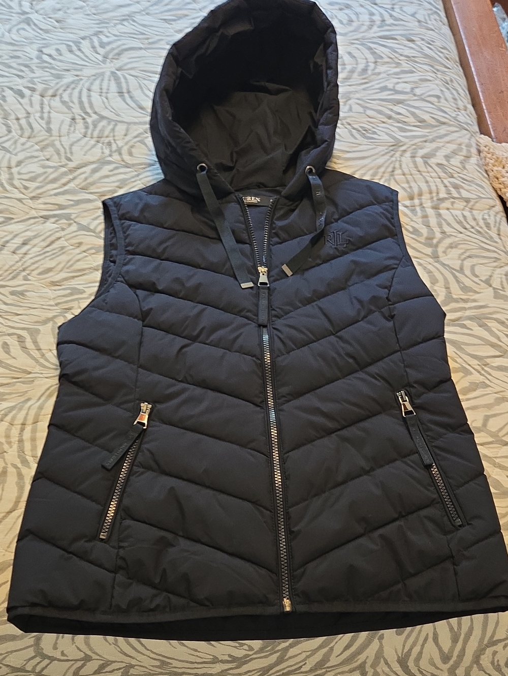 Womens Ralph Lauren NavyQuilted Hooded Vest. Size Small.
